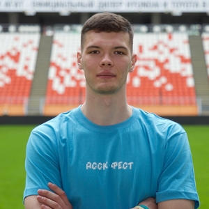 Колесников Артем Валерьевич 