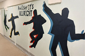 Студенты-дизайнеры преображают стены учебного корпуса МАУ на ул. Коммуны, 9