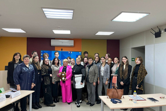 В Международный День волонтёра участники студненческого объединения «СОЦИОНОМ» встретились с руководителями региональных НКО В Международный День волонтёра участники студненческого объединения «СОЦИОНОМ» встретились с руководителями региональных НКО