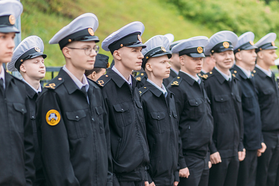 80 будущих моряков МАУ начинают плавательную практику на Балтике