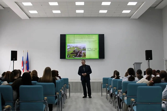 Неизвестный солдат высоты 122,0: в Мурманске будущим медикам раскрыли малоизвестные страницы обороны Заполярья