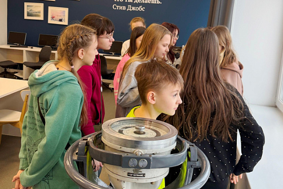 Ученики морского класса гимназии №&thinsp;6&nbsp;&mdash; в гостях у будущих капитанов