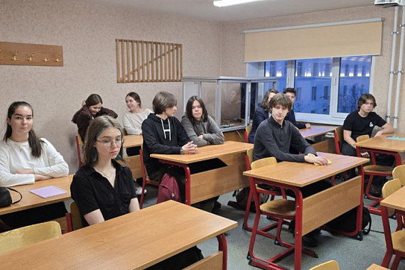 В МАУ стартовала профильная смена «The Art of Public Speaking» для старшеклассников