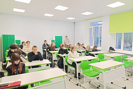 Студенты и преподаватель МАУ провели профориентационные мероприятия для старшеклассников Гимназии №&thinsp;3