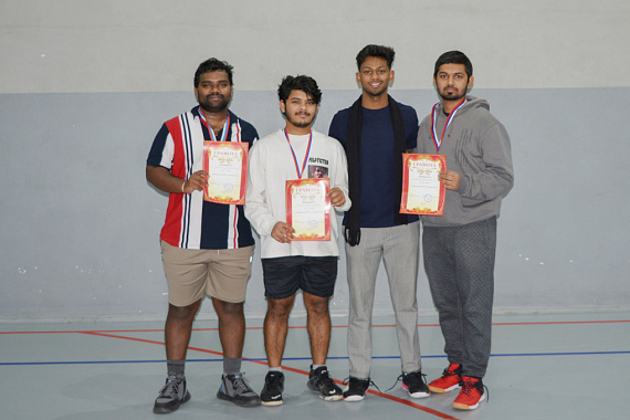 Студенты из Индии, Китая и России сыграли в бадминтон за Полярным кругом: в МАУ успешно завершилось открытое первенство