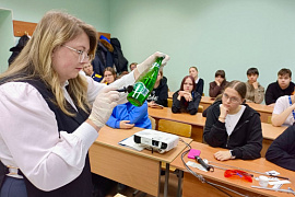 Раскрываем тайны криминалистики: Юридический факультет МАУ погружает школьников в мир расследований
