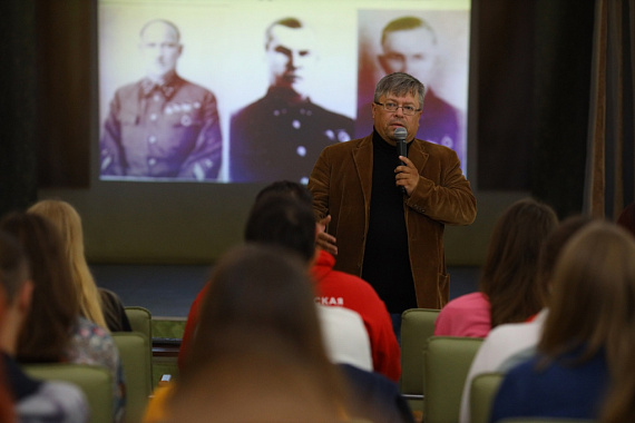 Преподаватели МАГУ выступили с лекциями перед участниками фестиваля «Исторический максимум»