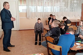 Представитель Юридического факультета МАУ — участник патриотического мероприятия в мурманской школе