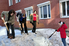 МАУ открыл сезон субботников в Мурманской области