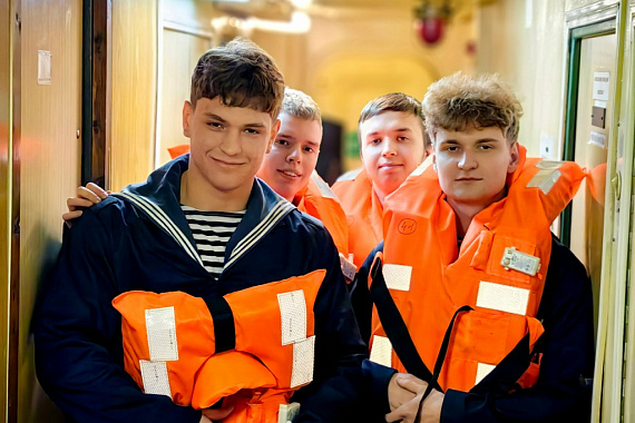 Сегодня&nbsp;&mdash; День курсанта! От &laquo;средней мореходки&raquo; до Военного учебного центра