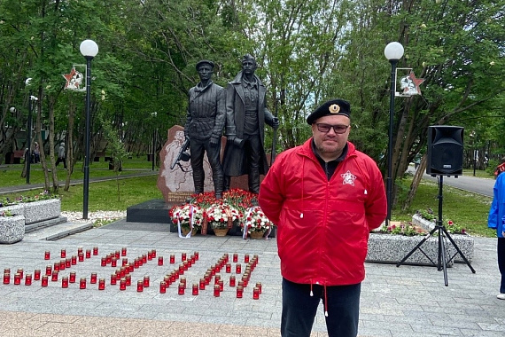 Представители МАУ — участники митинга на Аллее Полярной дивизии, посвящённого Дню памяти и скорби Представители МАУ — участники митинга на Аллее Полярной дивизии, посвящённого Дню памяти и скорби
