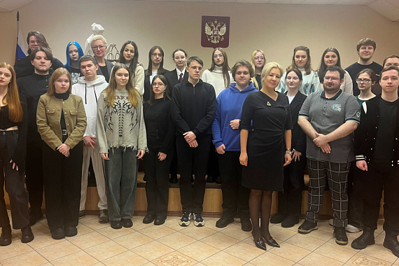 Судья Октябрьского районного суда рассказала студентам МАУ об экстремизме и терроризме в современных реалиях