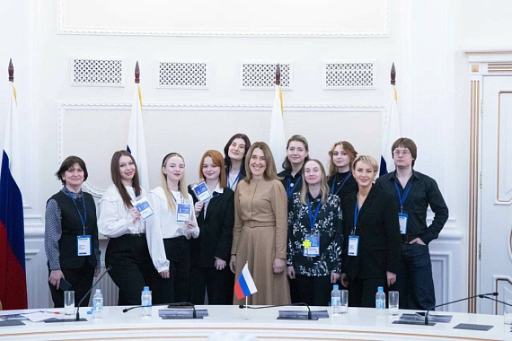 Студенты МАУ представили в Москве идеи научно-популярных маршрутов в рамках проекта «Умные каникулы» Студенты МАУ представили в Москве идеи научно-популярных маршрутов в рамках проекта «Умные каникулы»