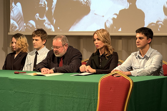 Студенты и преподаватели МАУ — участники иммерсивного спектакля, посвящённого 80-летию Нюрнбергского процесса Студенты и преподаватели МАУ — участники иммерсивного спектакля, посвящённого 80-летию Нюрнбергского процесса