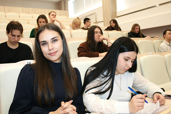 В МАУ состоялась Всероссийская научно-практическая конференция «Молодая наука Заполярья-2025»