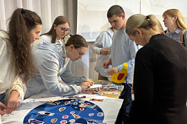 «Под небом голубым»: студенты МАУ провели инклюзивный фестиваль в мурманском дворце культуры