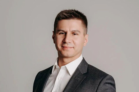 Знакомьтесь: проректор по образовательной деятельности МАУ Дмитрий Нестеренко