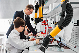 Автоматика - Арктике: посещение лаборатории Компьютерного моделирования и прототипирования